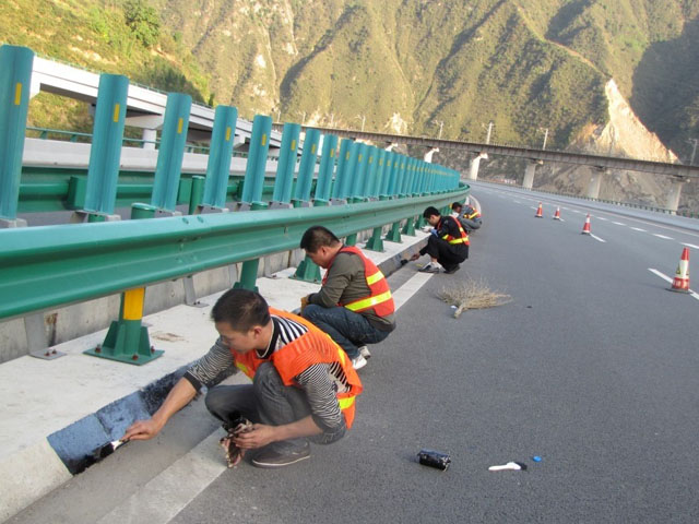 漯河防撞護欄板